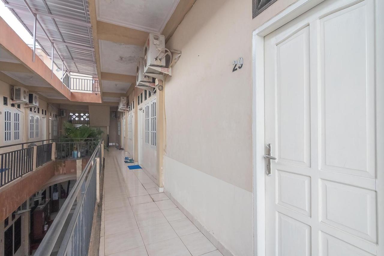 Reddoorz Syariah Near Terminal Batu Ampar 2 Hotel Balikpapan Kültér fotó